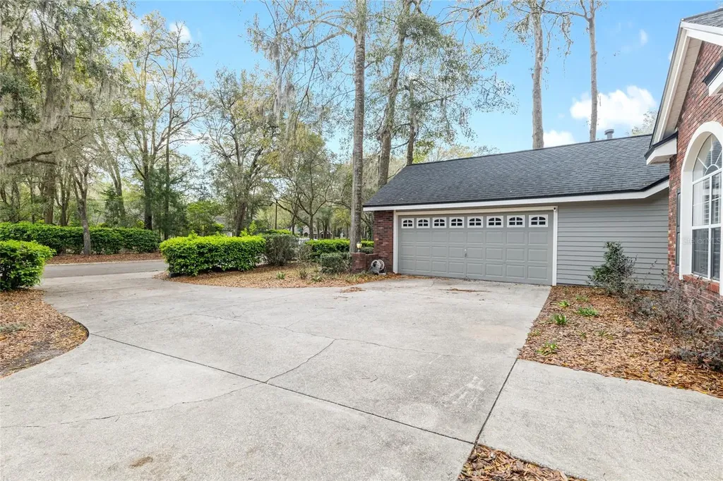 9802 SW 24th Road Gainesville FL 32608