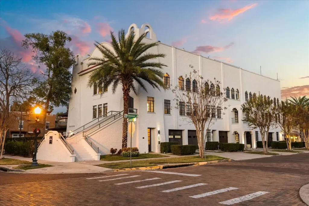 601 E Ridgewood Street Orlando FL 32803