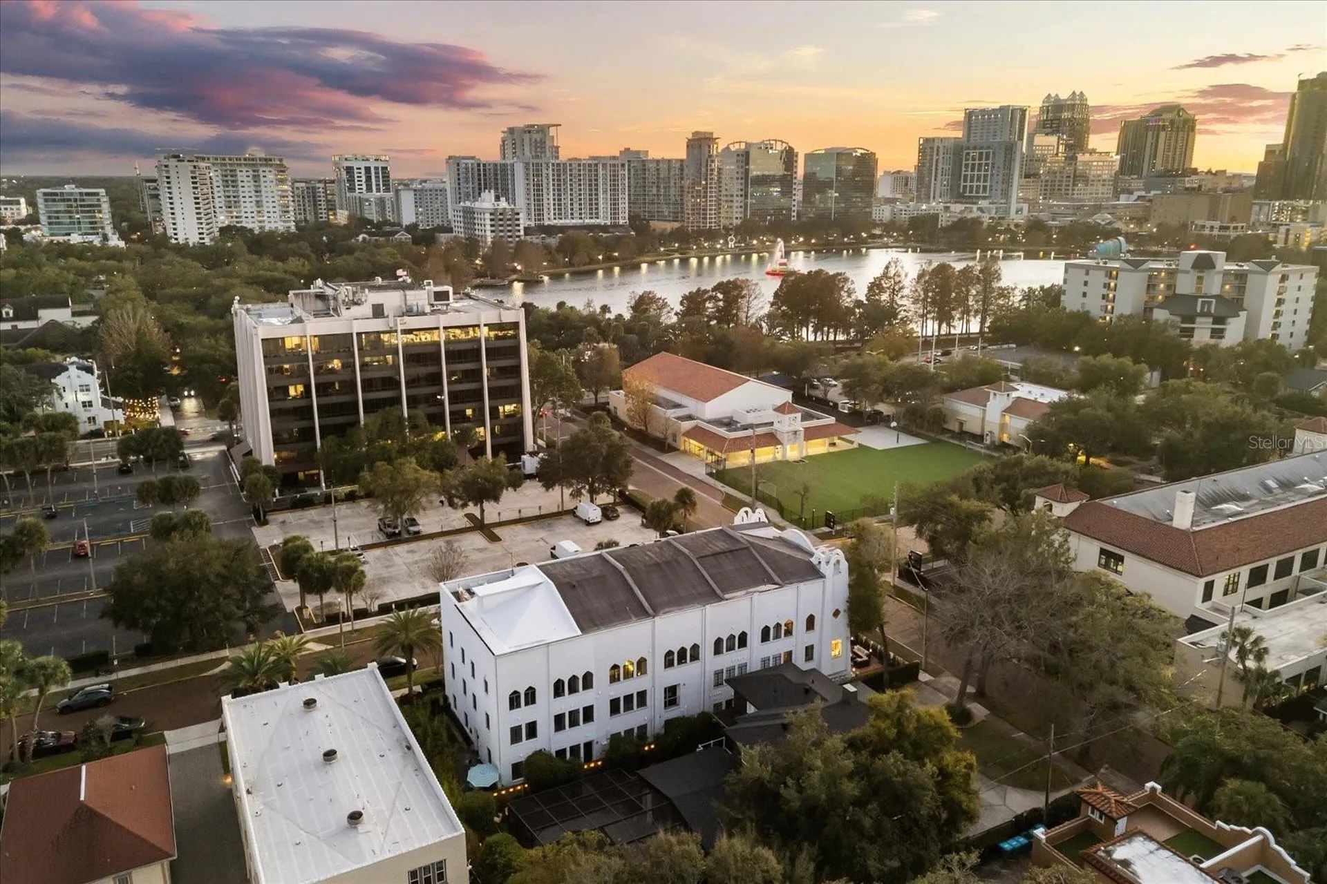 601 E Ridgewood Street Orlando FL 32803