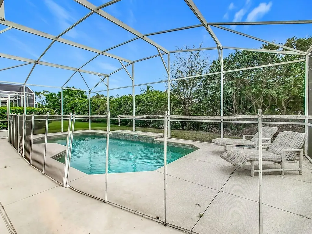 349 Oxford Drive Davenport FL 33897