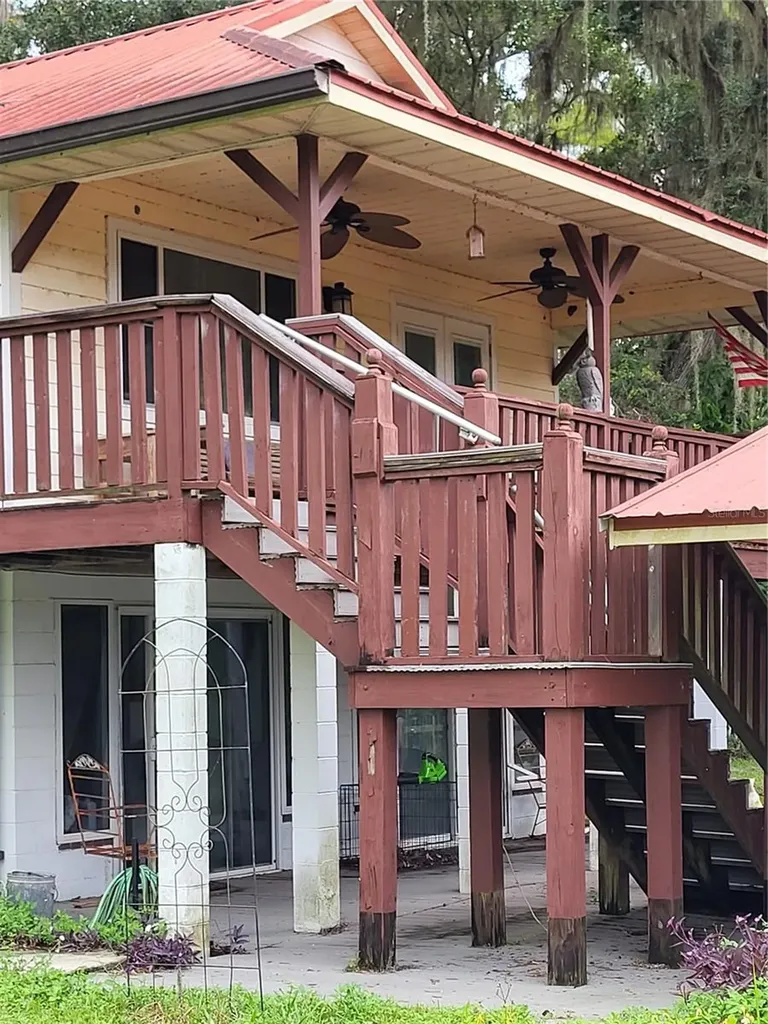 2377 NW 34th Place Lake Panasoffkee FL 33538