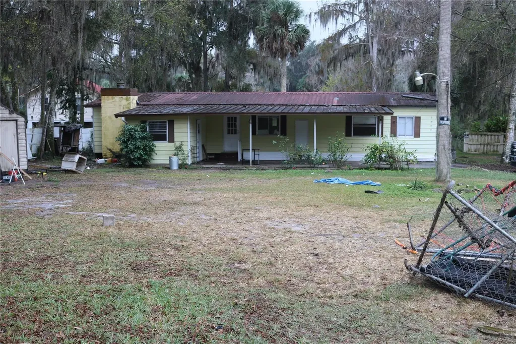 2377 NW 34th Place Lake Panasoffkee FL 33538