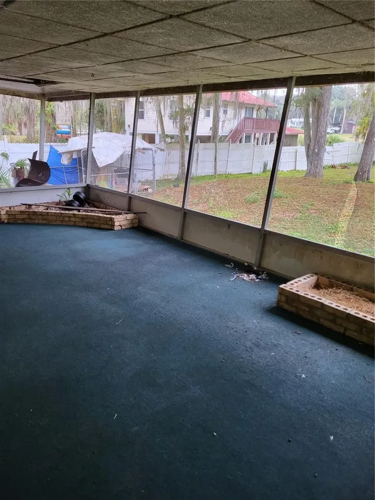 2377 NW 34th Place Lake Panasoffkee FL 33538