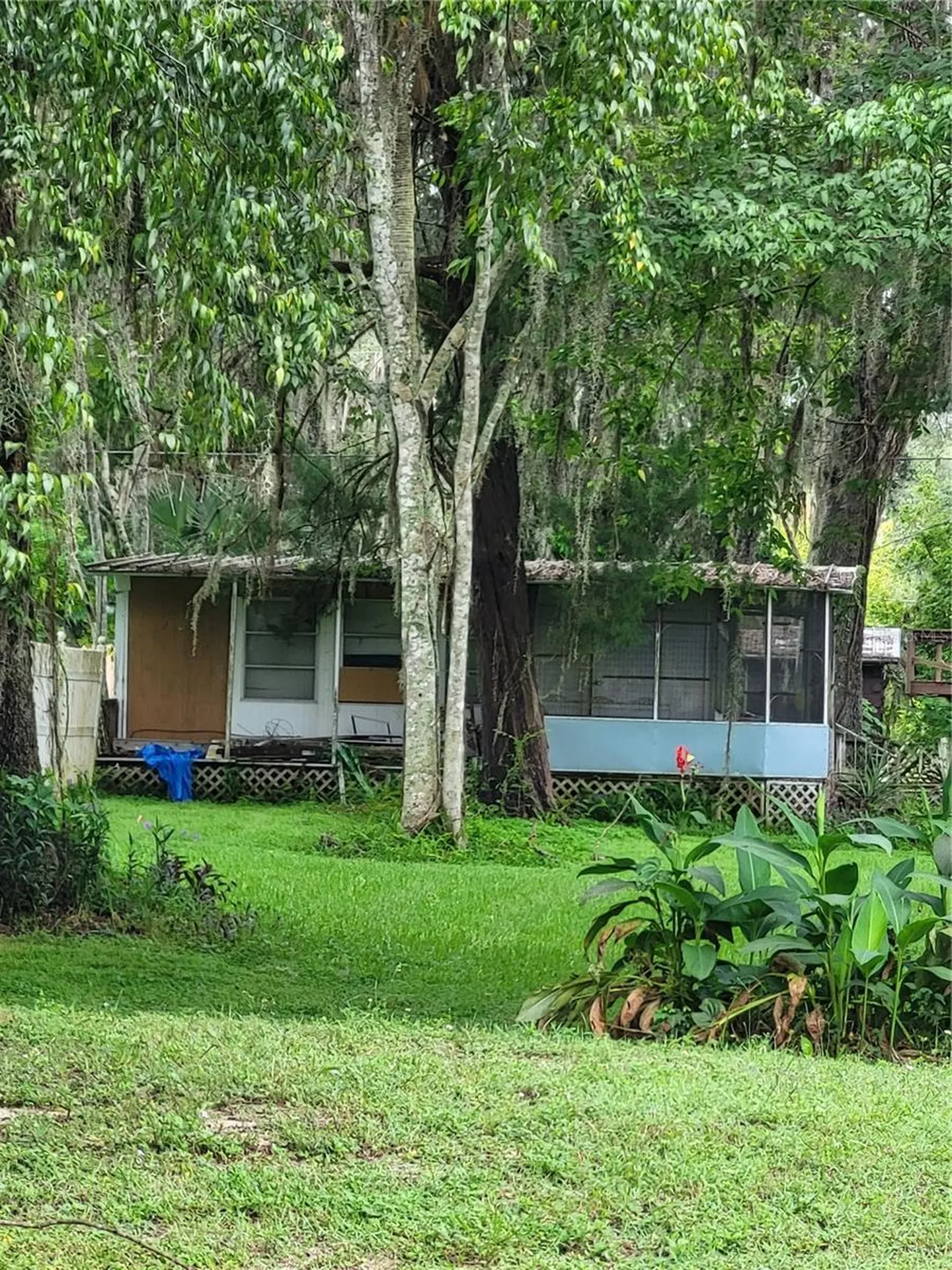 2377 NW 34th Place Lake Panasoffkee FL 33538