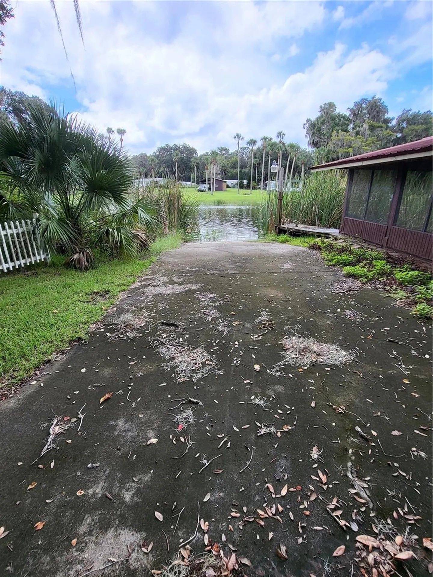 2377 NW 34th Place Lake Panasoffkee FL 33538