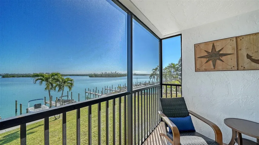 8977 Midnight Pass Road Sarasota FL 34242