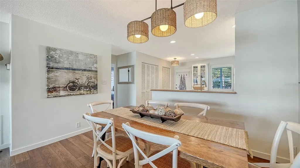 8977 Midnight Pass Road Sarasota FL 34242