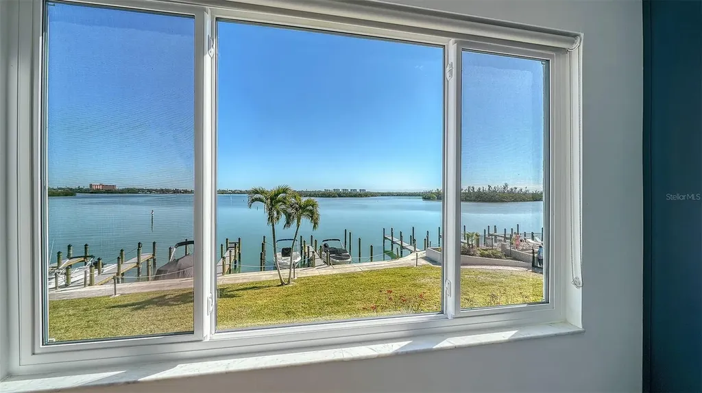 8977 Midnight Pass Road Sarasota FL 34242