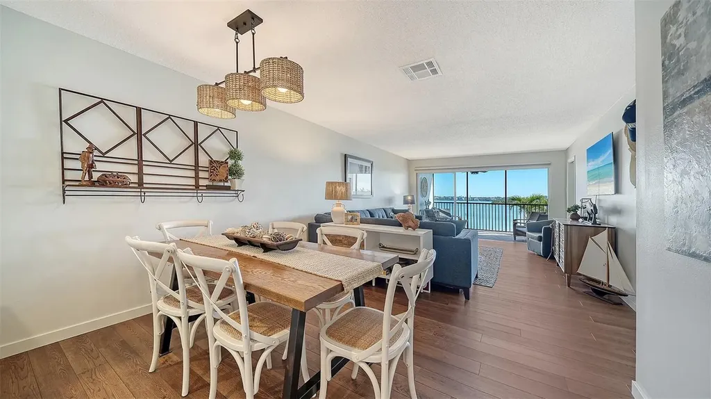 8977 Midnight Pass Road Sarasota FL 34242