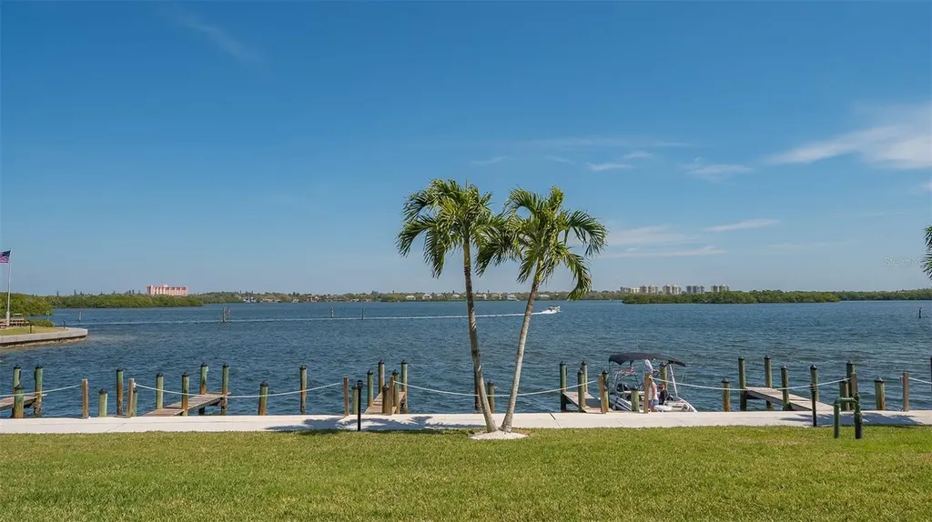 8977 Midnight Pass Road Sarasota FL 34242