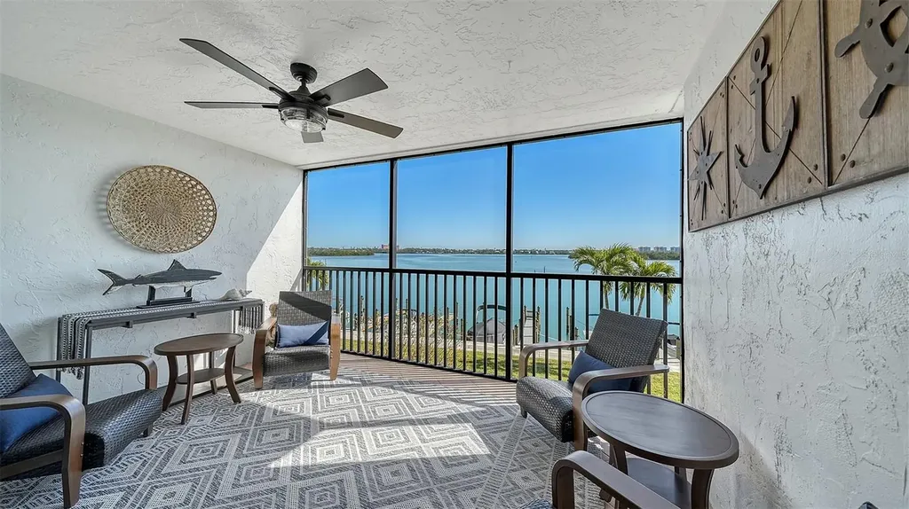 8977 Midnight Pass Road Sarasota FL 34242