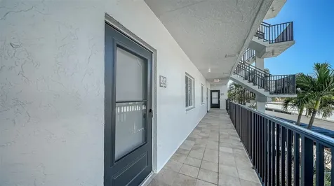 8977 Midnight Pass Road Sarasota FL 34242