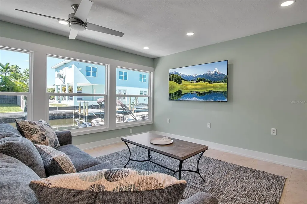 713 Saint Judes Drive S Longboat Key FL 34228