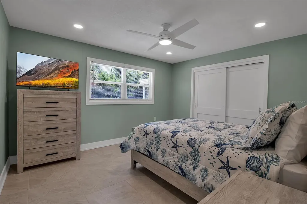 713 Saint Judes Drive S Longboat Key FL 34228