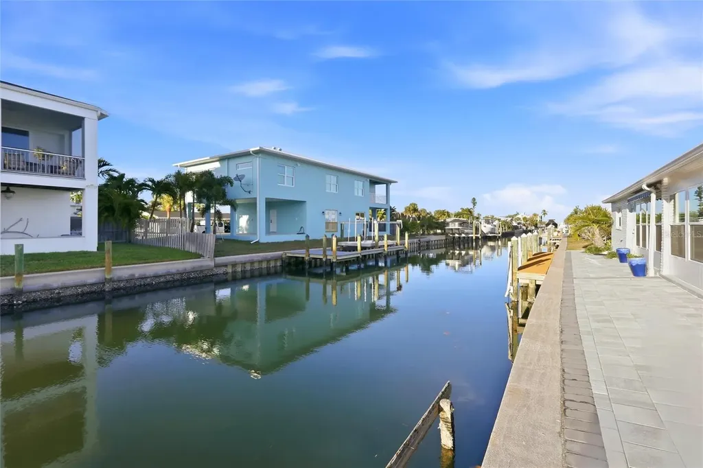 713 Saint Judes Drive S Longboat Key FL 34228