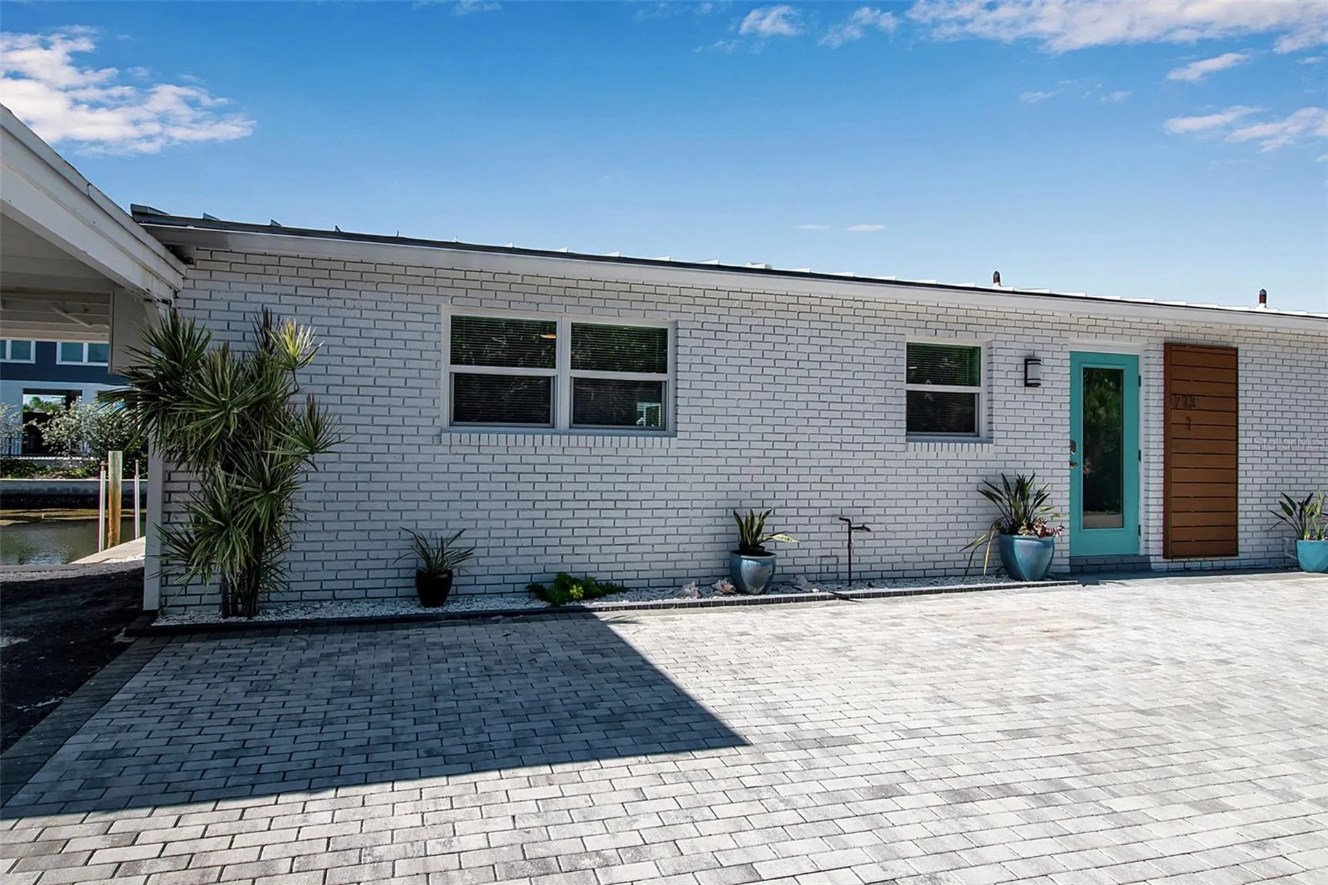 713 Saint Judes Drive S Longboat Key FL 34228