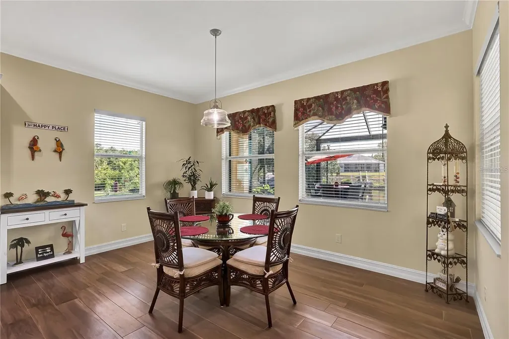 5497 56th Court E Bradenton FL 34203