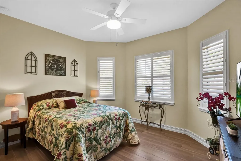 5497 56th Court E Bradenton FL 34203