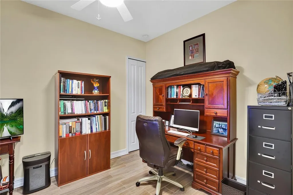 5497 56th Court E Bradenton FL 34203