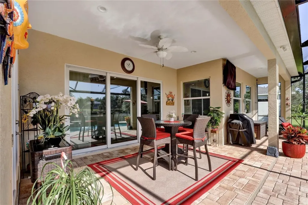 5497 56th Court E Bradenton FL 34203