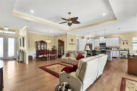 5497 56th Court E Bradenton FL 34203