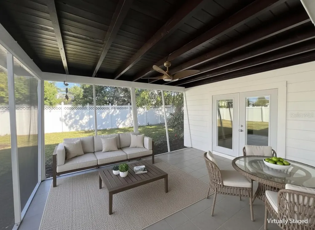2502 Tropical Shores Drive SE St Petersburg FL 33705