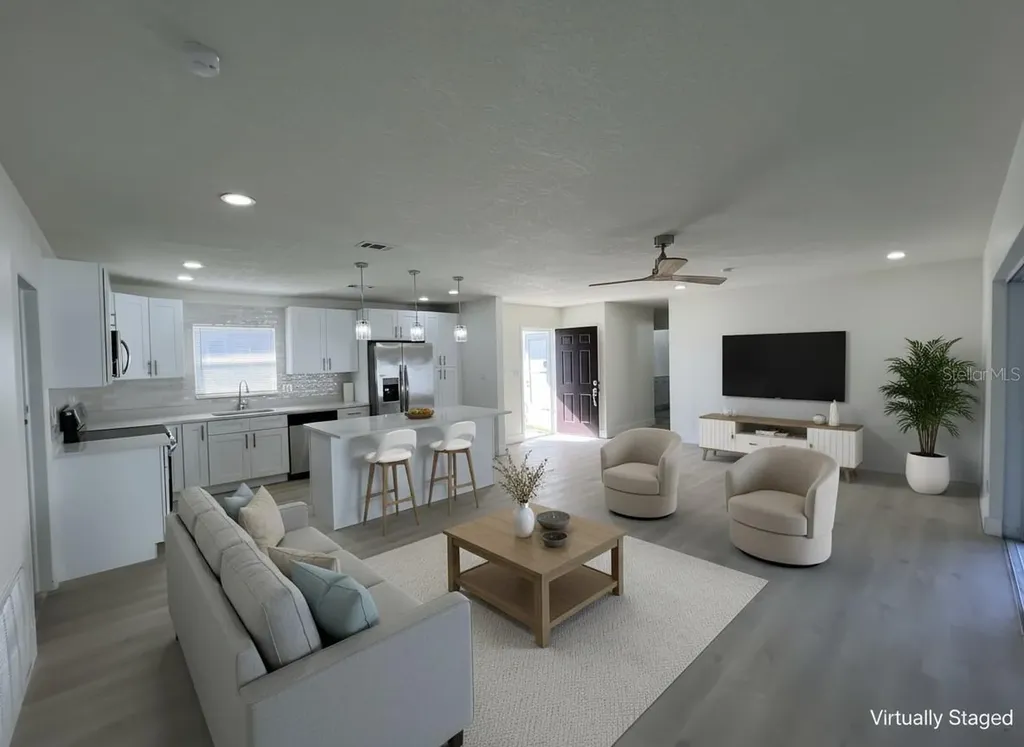 2502 Tropical Shores Drive SE St Petersburg FL 33705