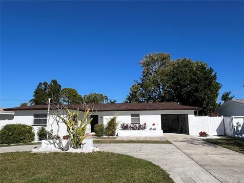 2502 Tropical Shores Drive SE St Petersburg FL 33705