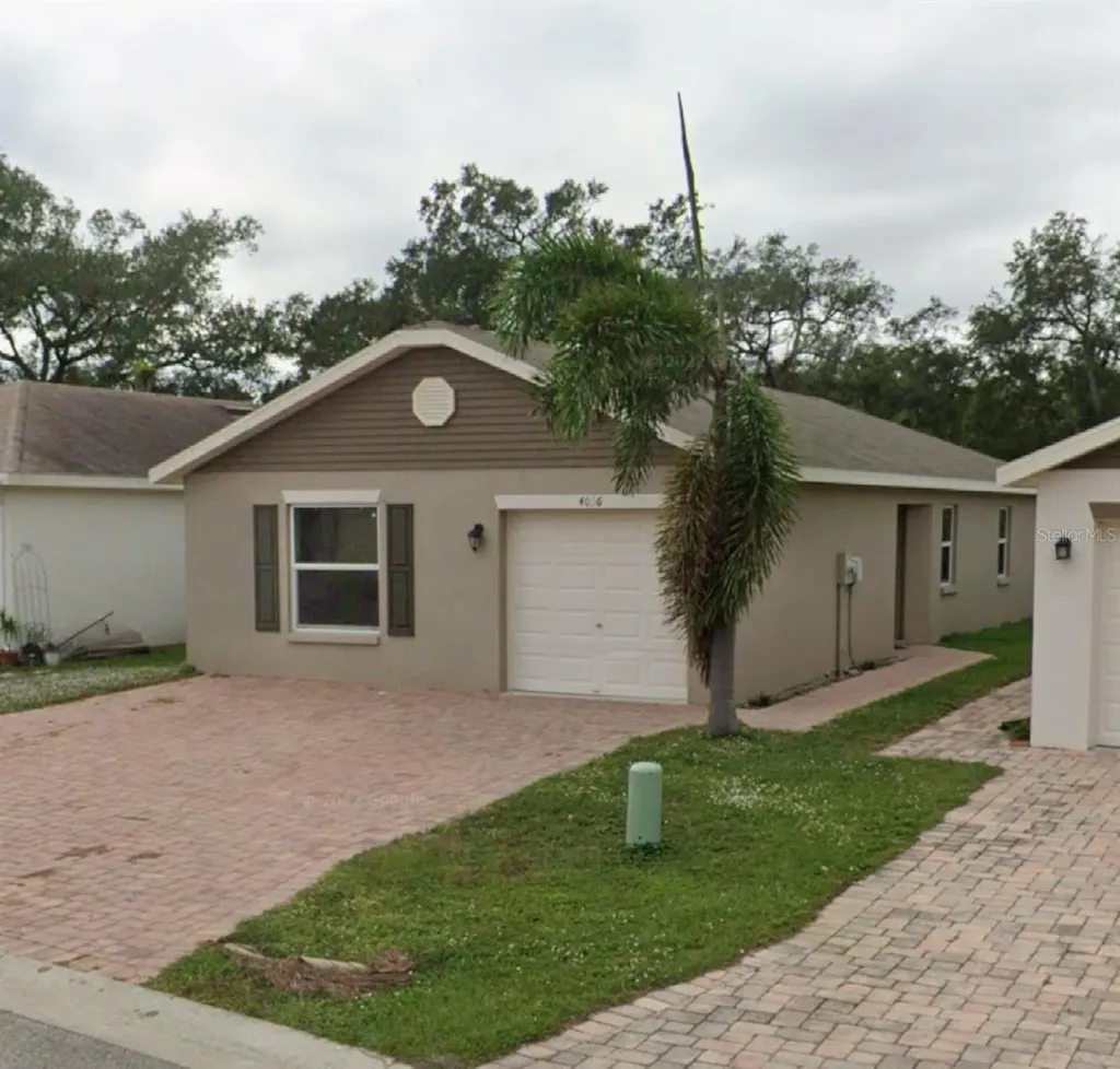 4036 11th Street E Bradenton FL 34208