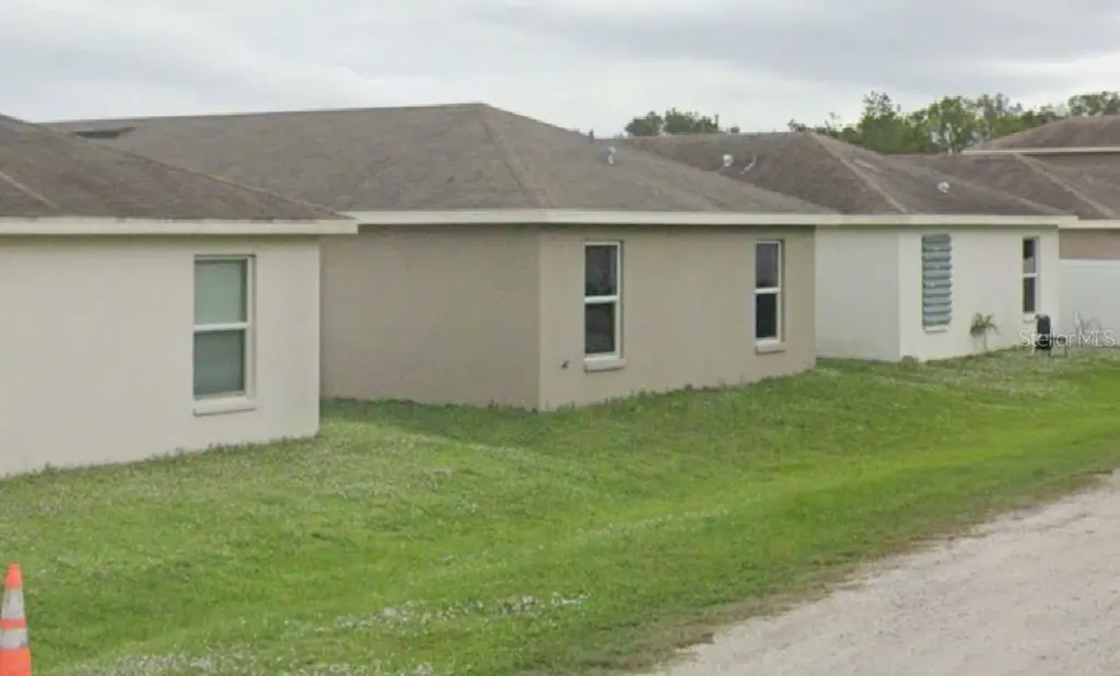 4036 11th Street E Bradenton FL 34208