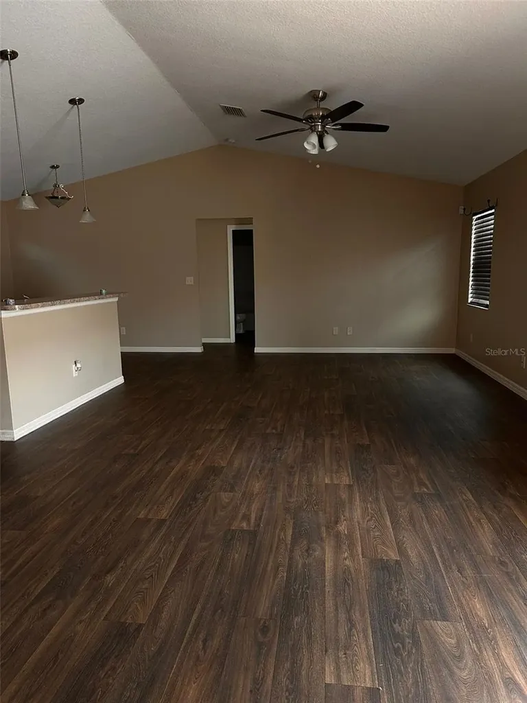 4036 11th Street E Bradenton FL 34208