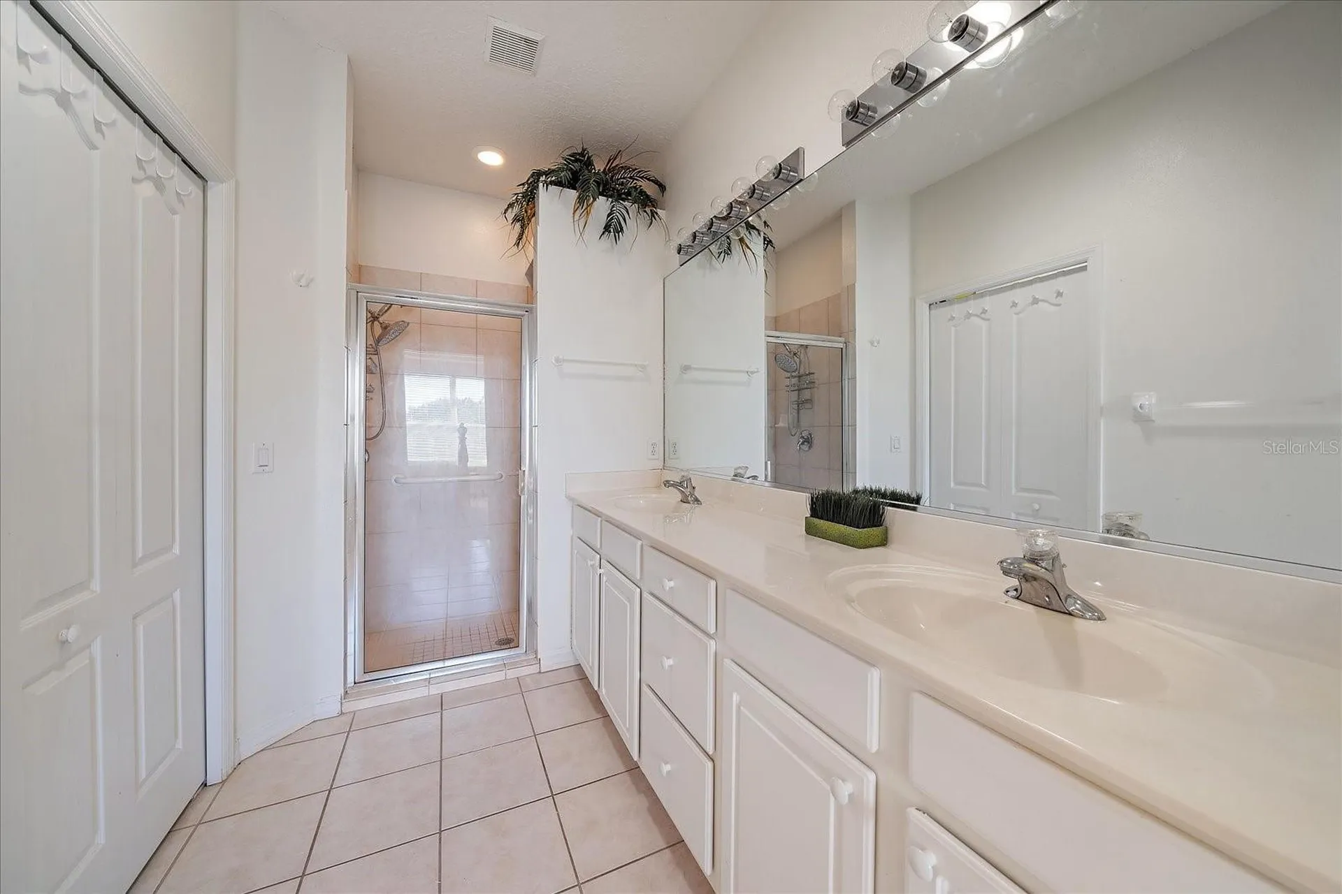7011 Woodmore Terrace Lakewood Ranch FL 34202