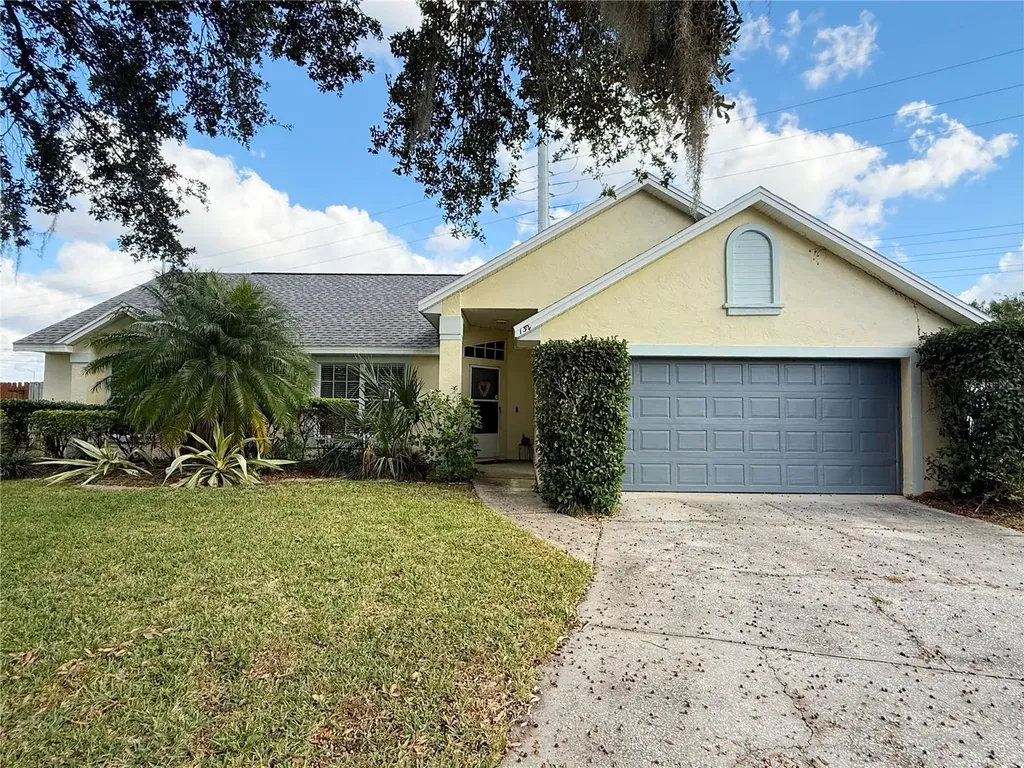 132 Robbins Rest Circle Davenport FL 33896