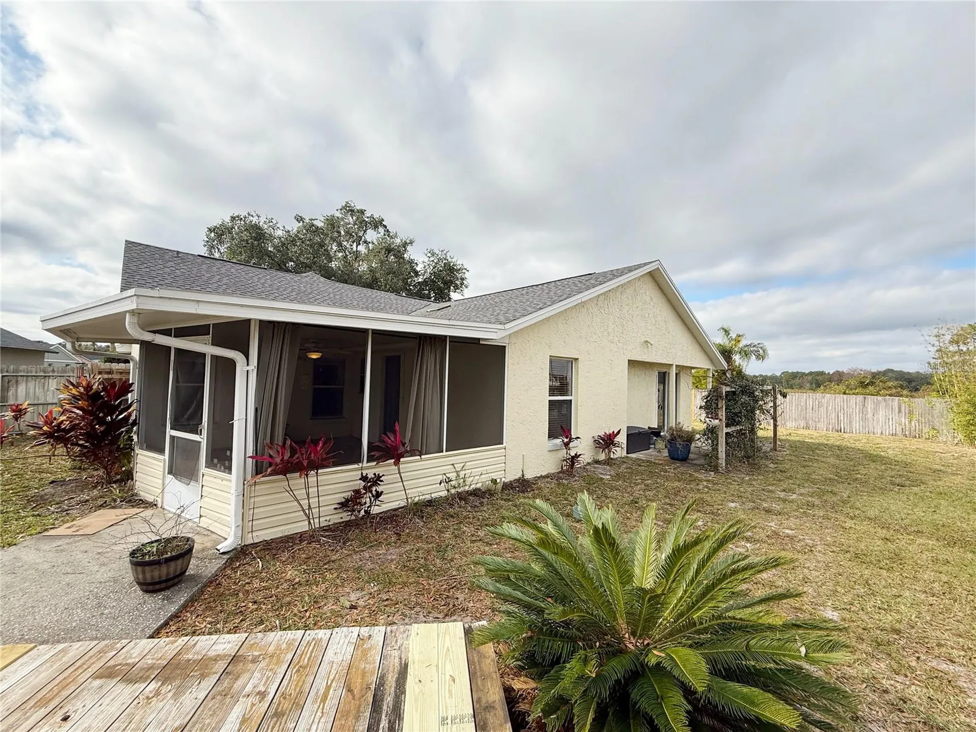 132 Robbins Rest Circle Davenport FL 33896