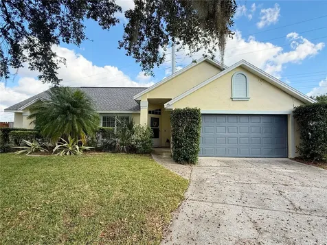 132 Robbins Rest Circle Davenport FL 33896