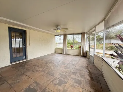 132 Robbins Rest Circle Davenport FL 33896