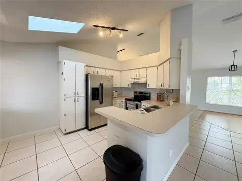 132 Robbins Rest Circle Davenport FL 33896