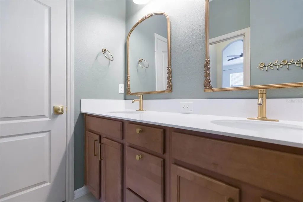 11241 Spring Point Circle Riverview FL 33579