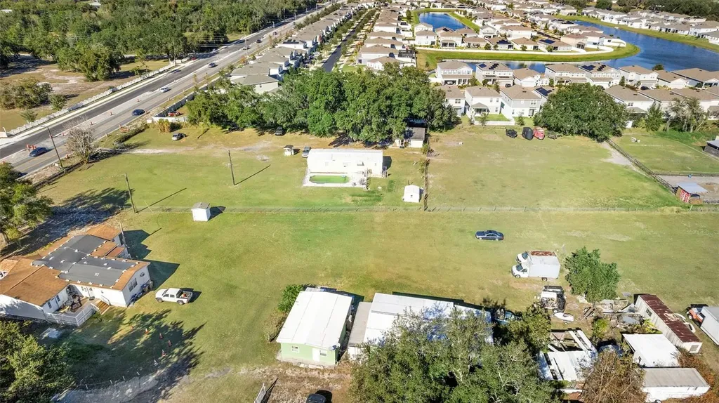 4320 Boggy Creek Road Kissimmee FL 34744
