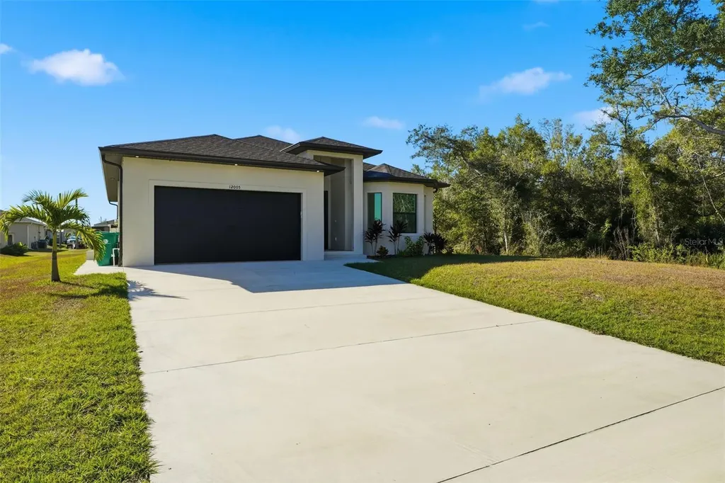12005 Carnival Avenue Port Charlotte FL 33981