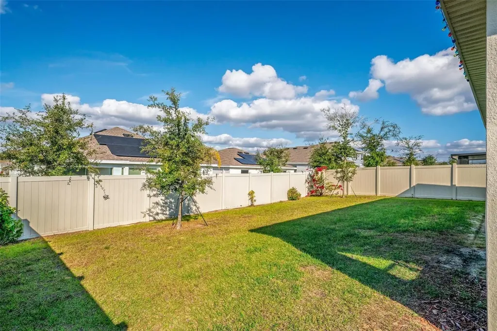 947 Serchio Street Haines City FL 33844