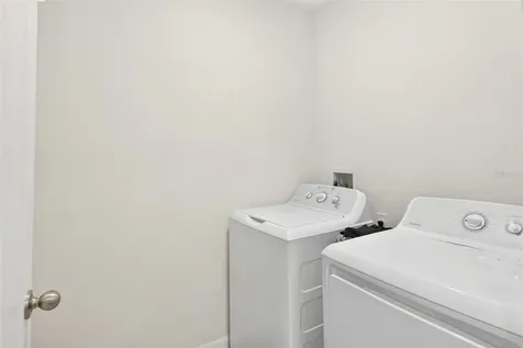 947 Serchio Street Haines City FL 33844