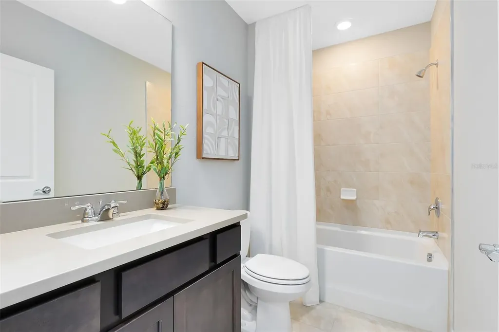 10705 Leafy Laurel Street Orlando FL 32829