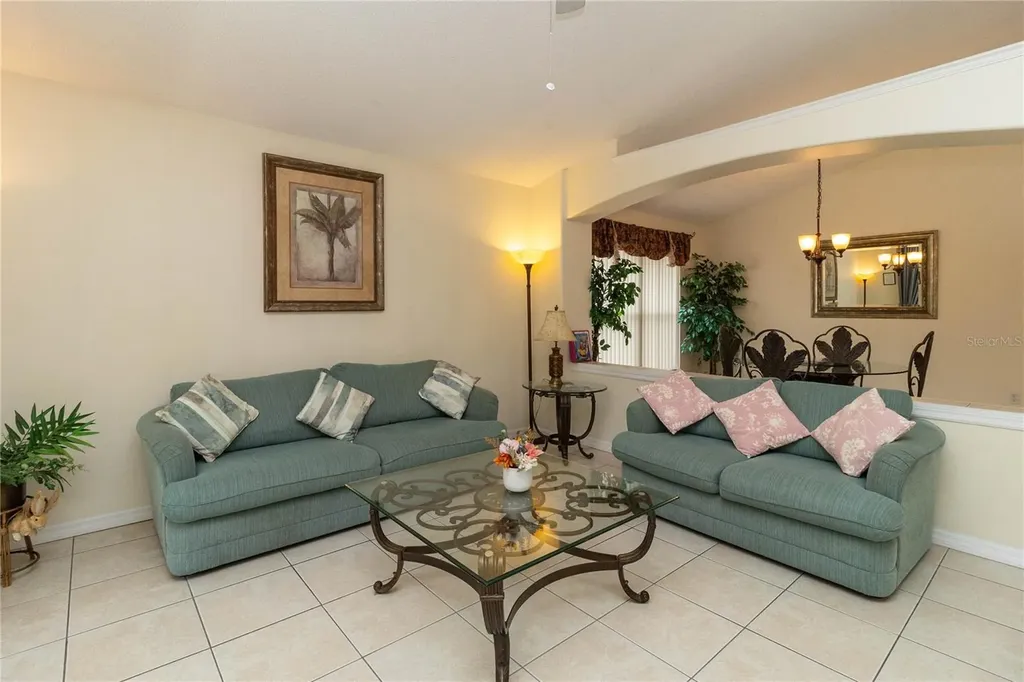 4626 Eagle Peak Drive Kissimmee FL 34746