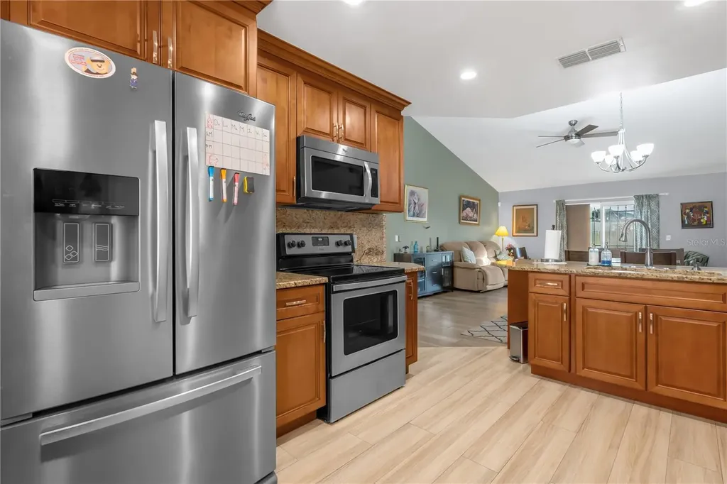 7702 Legacy Lane Orlando FL 32818