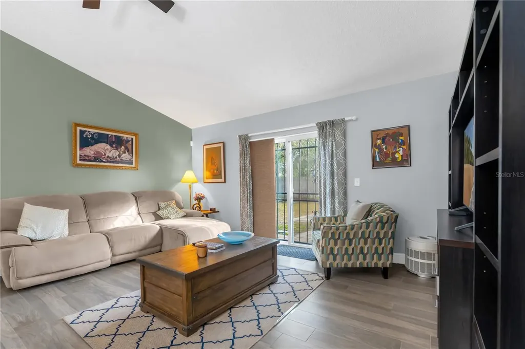 7702 Legacy Lane Orlando FL 32818