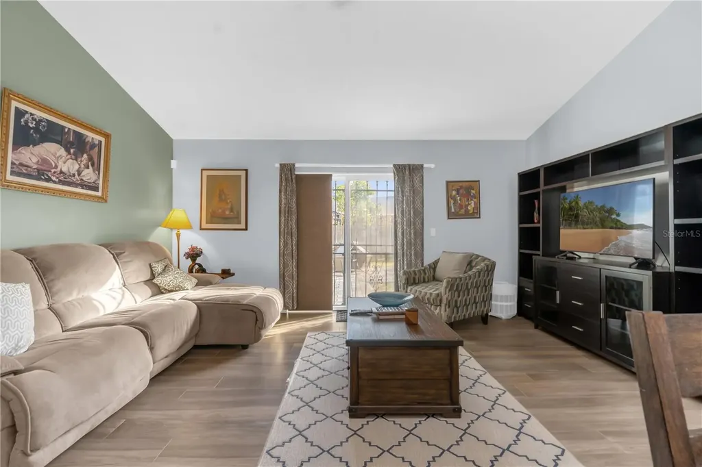 7702 Legacy Lane Orlando FL 32818