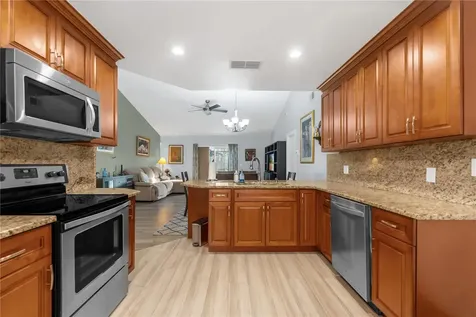 7702 Legacy Lane Orlando FL 32818