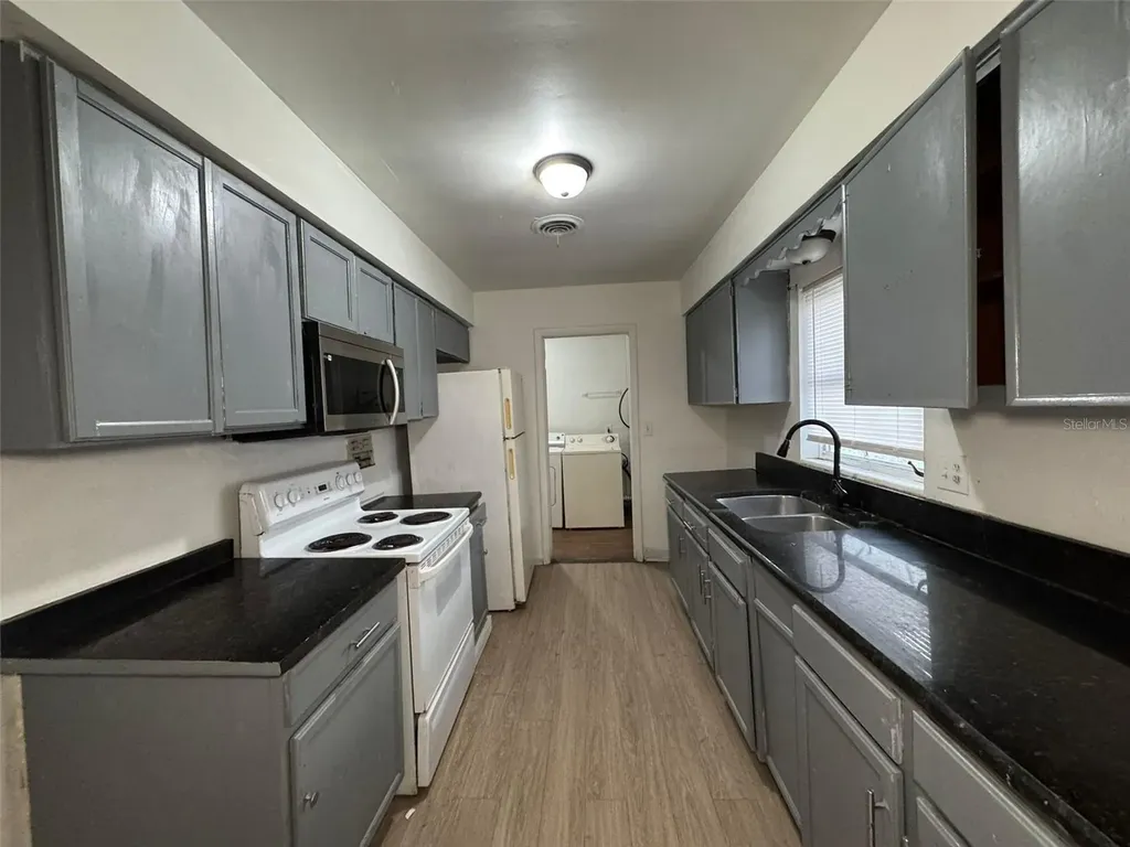 416 Sun Court Orlando FL 32805