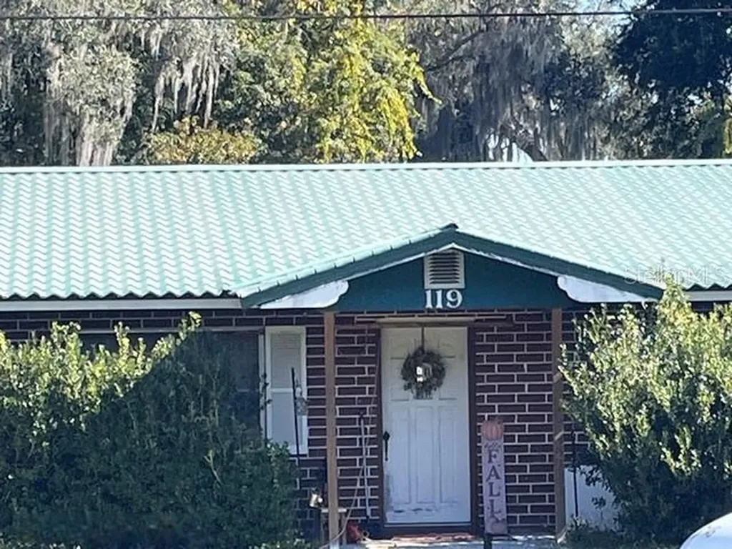 119 N West Street Bushnell FL 33513